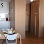 Apartment Renove 47m² - 6 Pers, Proche Pistes Et Commodites, Quartier Anime, Parking Inclus - Fr-1-545-32