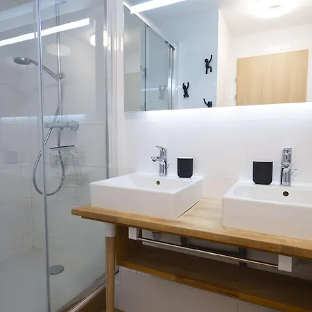 Renove 47m² - 6 Pers, Proche Pistes Et Commodites, Quartier Anime, Parking Inclus - Fr-1-545-32 شقة
